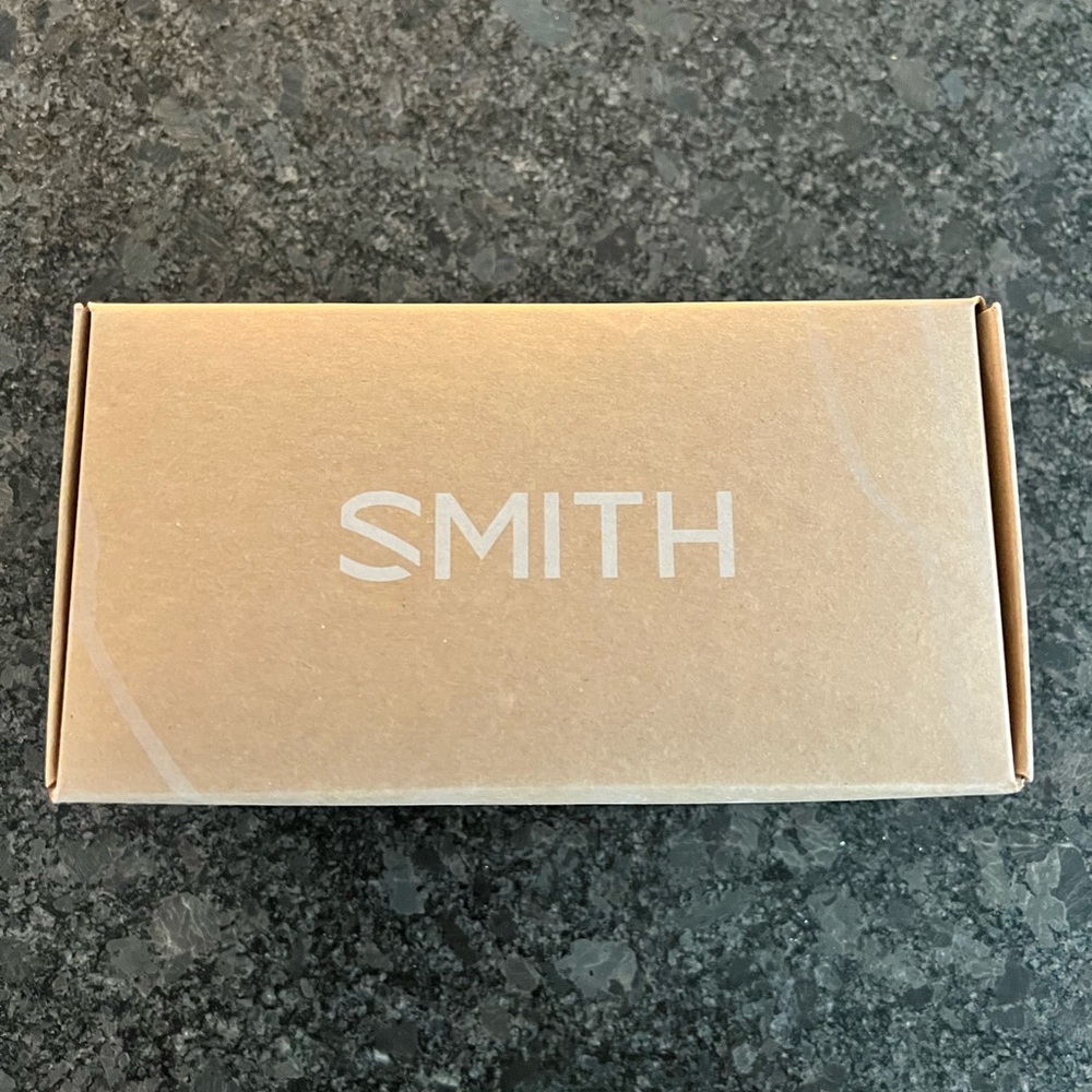 SMITH I/O MAG XL SKI GOGGLES - BRAND NEW, never worn